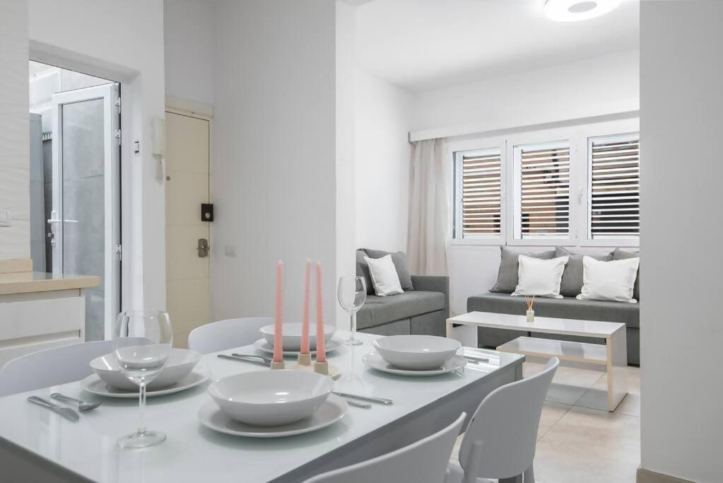 Alma Home ,6 Paxs ,Wifi , Playa Canteras, Ocio 라스팔마스 외부 사진